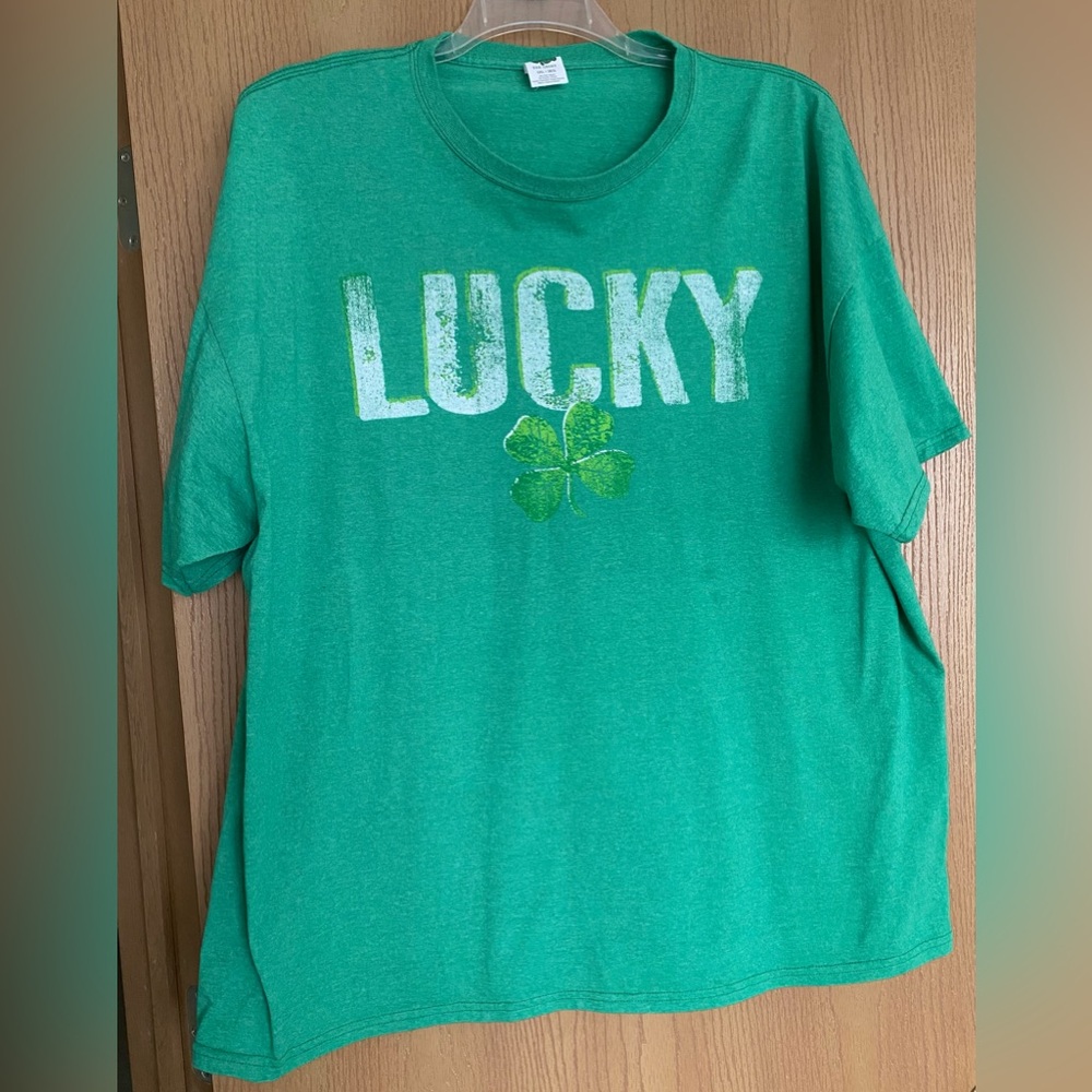 Green 'Lucky' Graphic T-Shirt - Plus size 3X